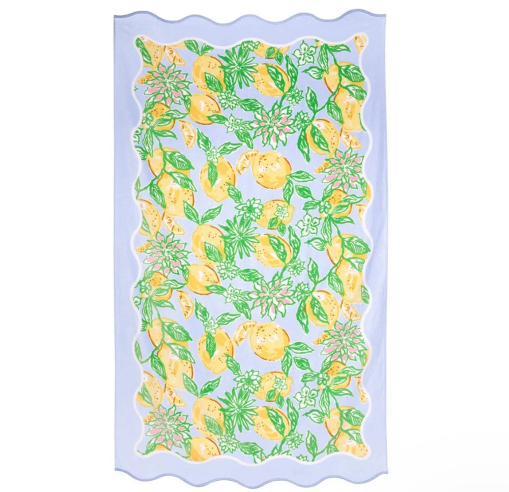 NWT Lilly Pulitzer Make Lemonade Scalloped Beach Towel Summer Preppy Southern